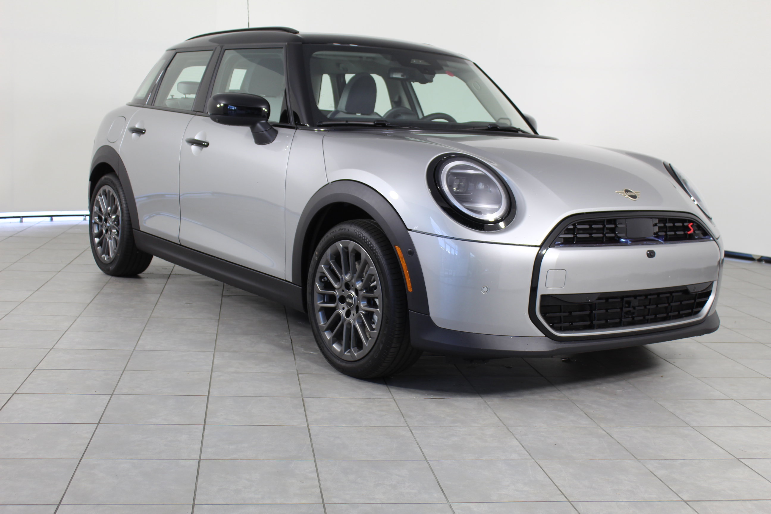 New 2025 MINI Cooper S image 1