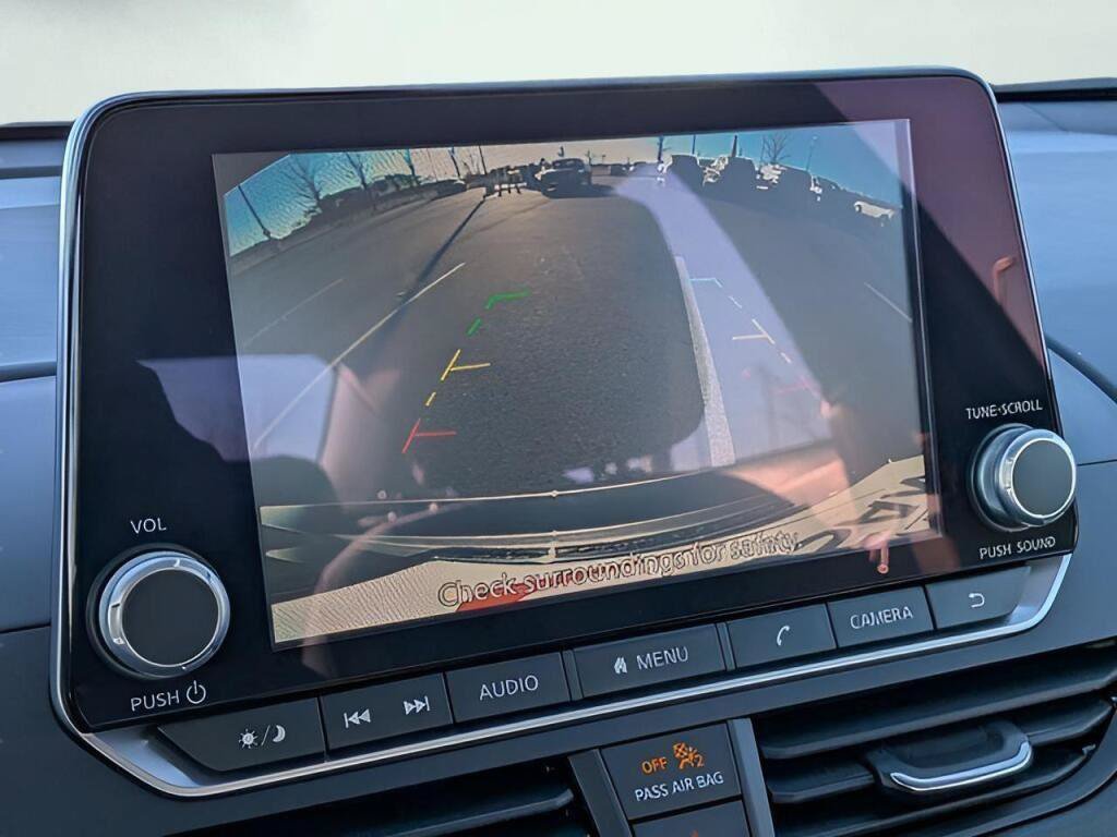 Certified 2025 Nissan Altima 2.5 S FWD image 18