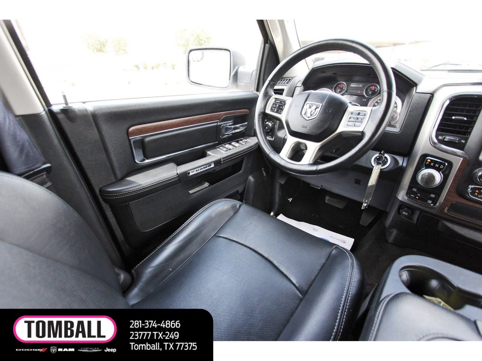 Used 2017 RAM 1500 Laramie AWD/4WD image 9