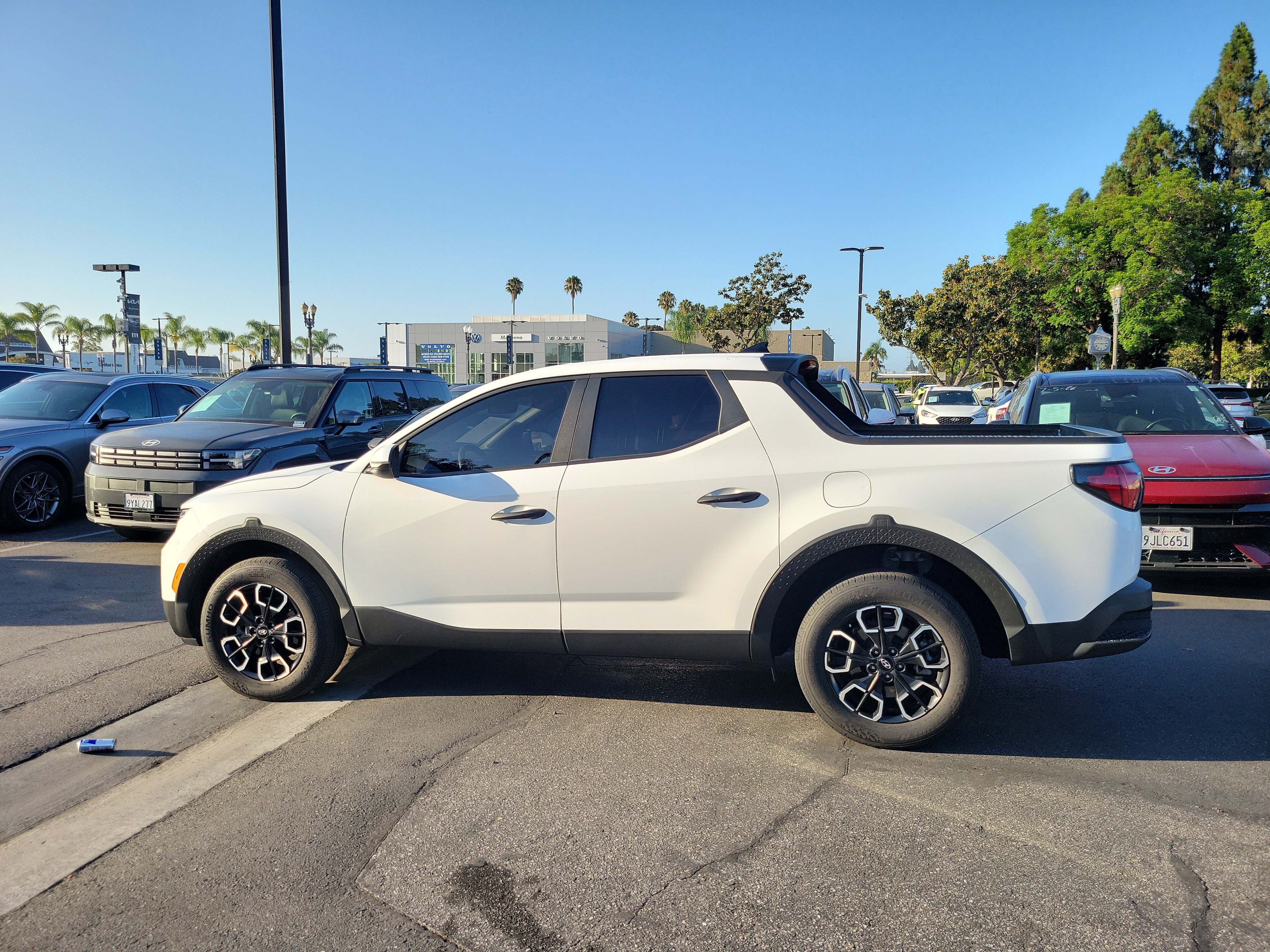 Used 2024 Hyundai Santa Cruz SEL FWD image 4