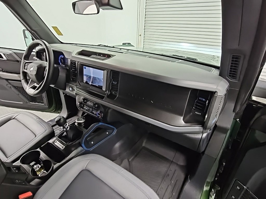 Used 2022 Ford Bronco Black Diamond image 38