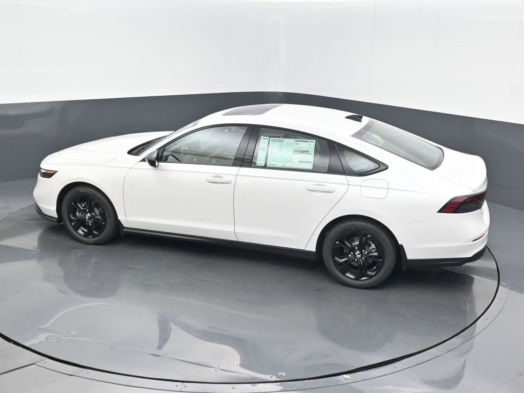 New 2025 Honda Accord SE image 15