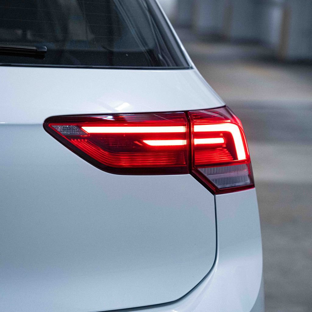 New 2026 Volkswagen GTI SE FWD image 5