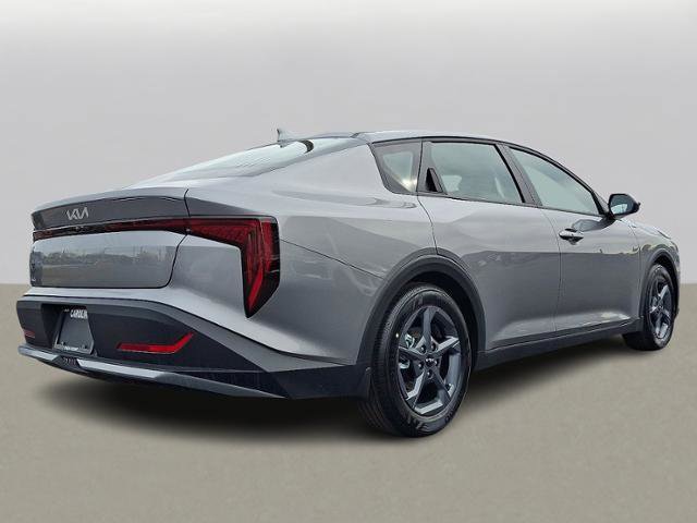 New 2025 Kia K4 LXS image 4