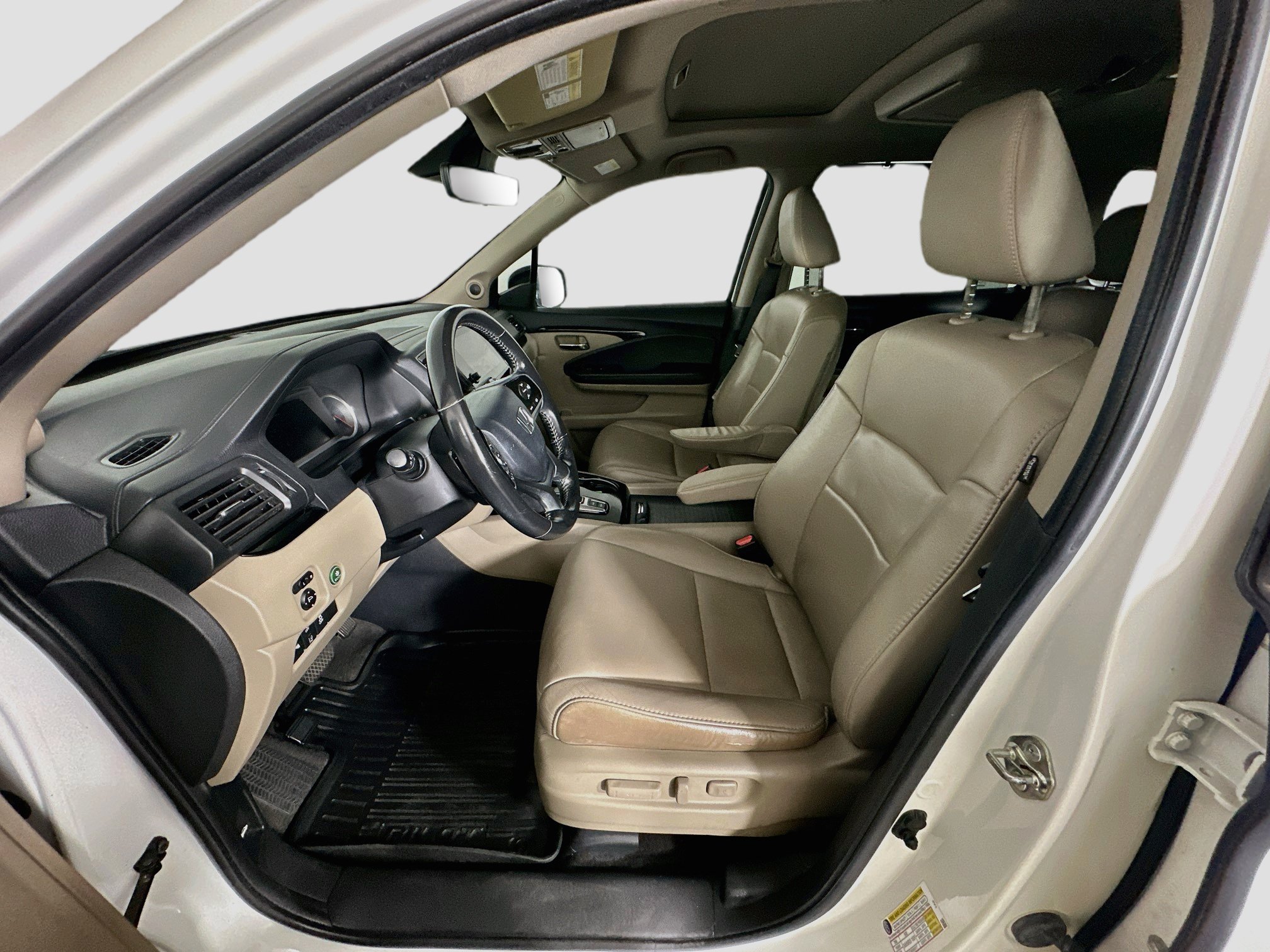 Used 2019 Honda Pilot Touring image 13