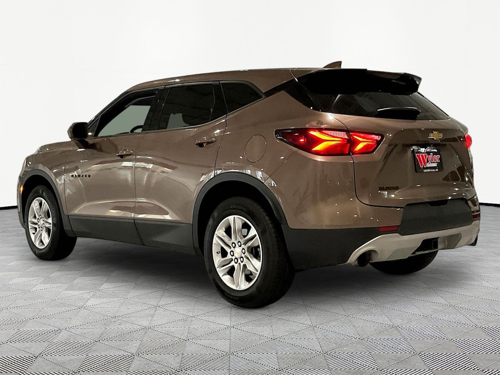Used 2019 Chevrolet Blazer LT w/ LPO, Cargo Package FWD image 4
