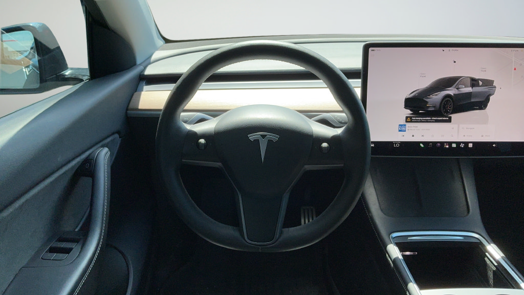 Used 2022 Tesla Model Y Performance AWD/4WD image 9