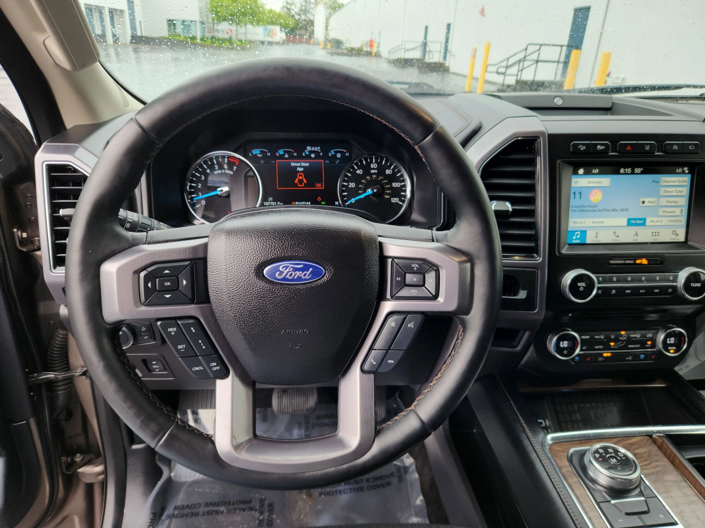 Used 2018 Ford Expedition Max Platinum AWD/4WD image 9
