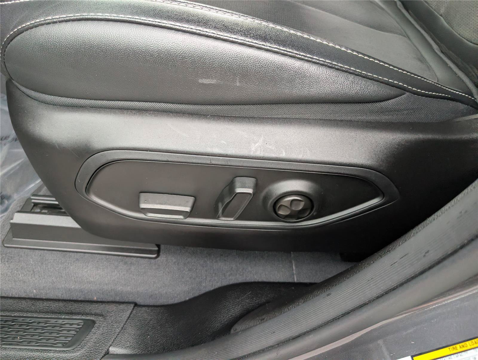 Used 2023 Jeep Grand Cherokee Altitude AWD/4WD image 23