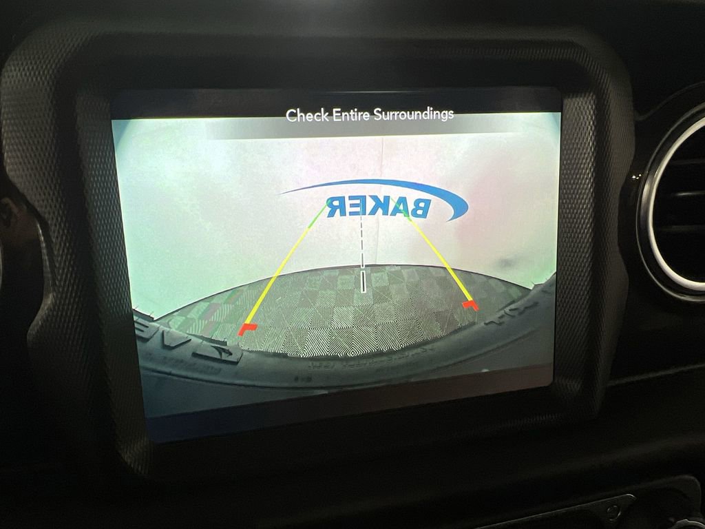 Used 2020 Jeep Wrangler Unlimited Sahara image 14