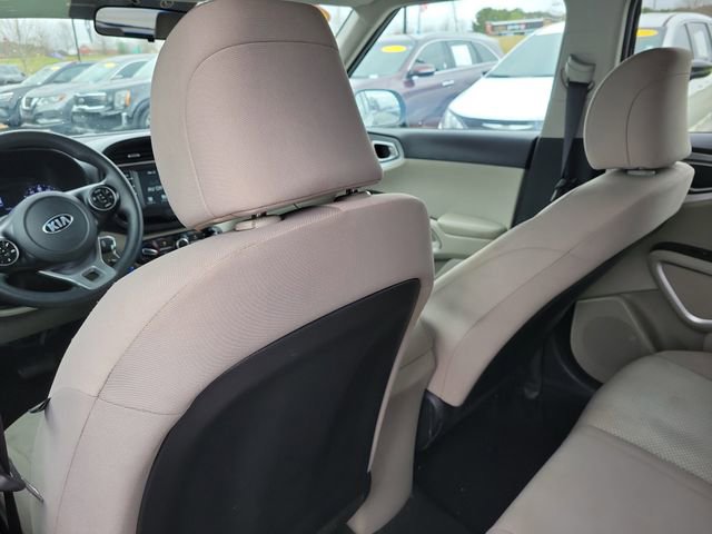 Certified 2021 Kia Soul LX image 12