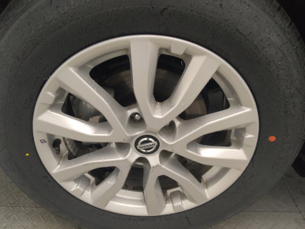 Used 2018 Nissan Rogue SV FWD image 31
