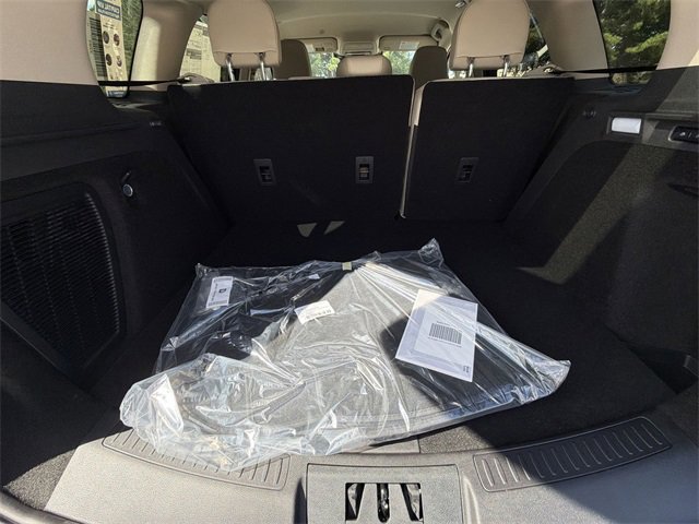 New 2026 Lincoln Corsair Reserve w/ Jet Appearance Package image 25