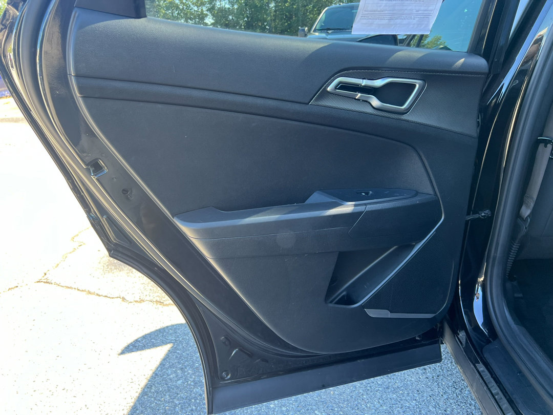 Certified 2023 Kia Sportage LX image 22