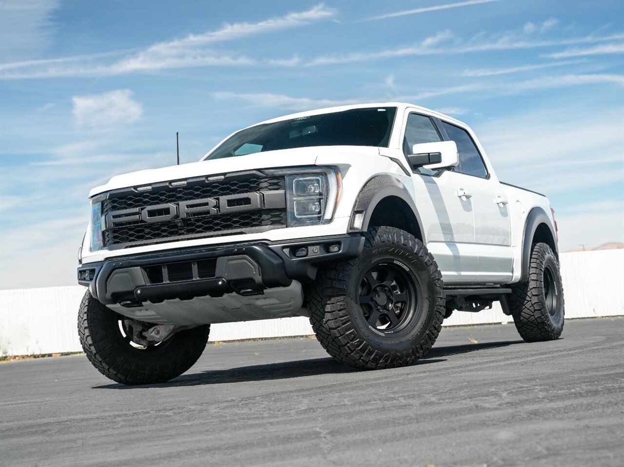 Used 2022 Ford F150 Raptor w/ Equipment Group 801A High AWD/4WD image 20