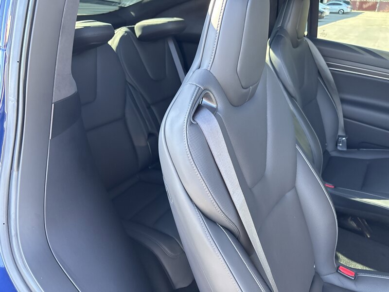 Used 2022 Tesla Model X Plaid AWD/4WD image 33