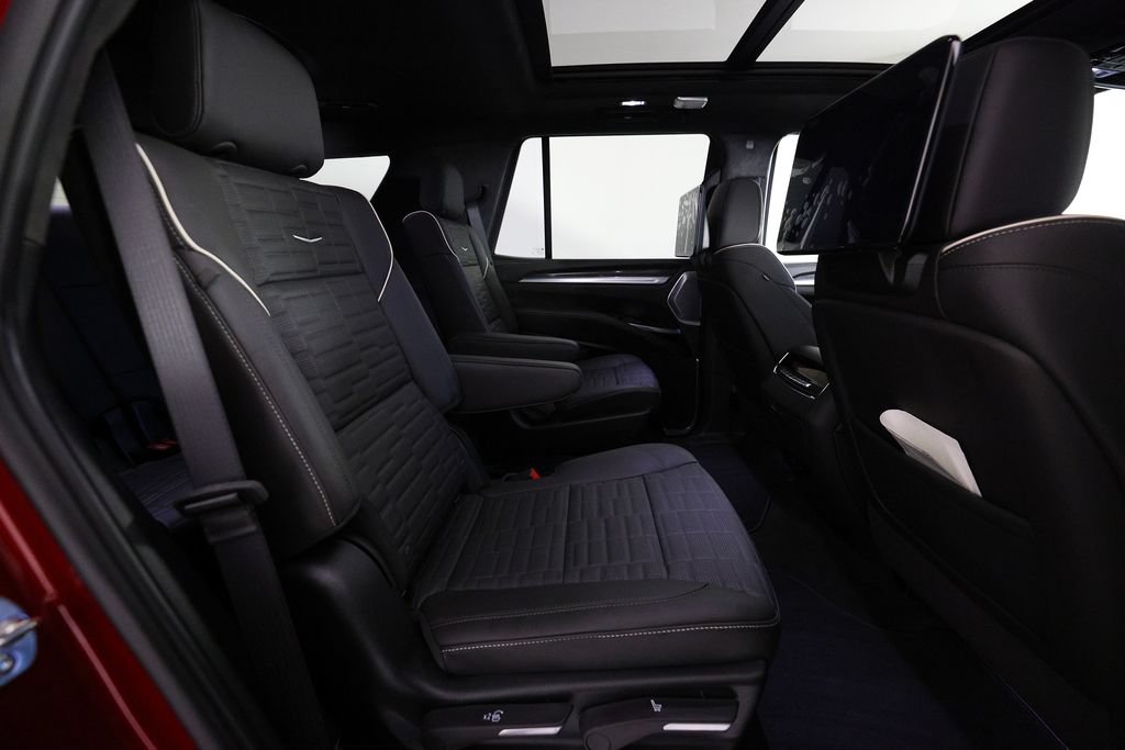 Used 2026 Cadillac Escalade V AWD/4WD image 11
