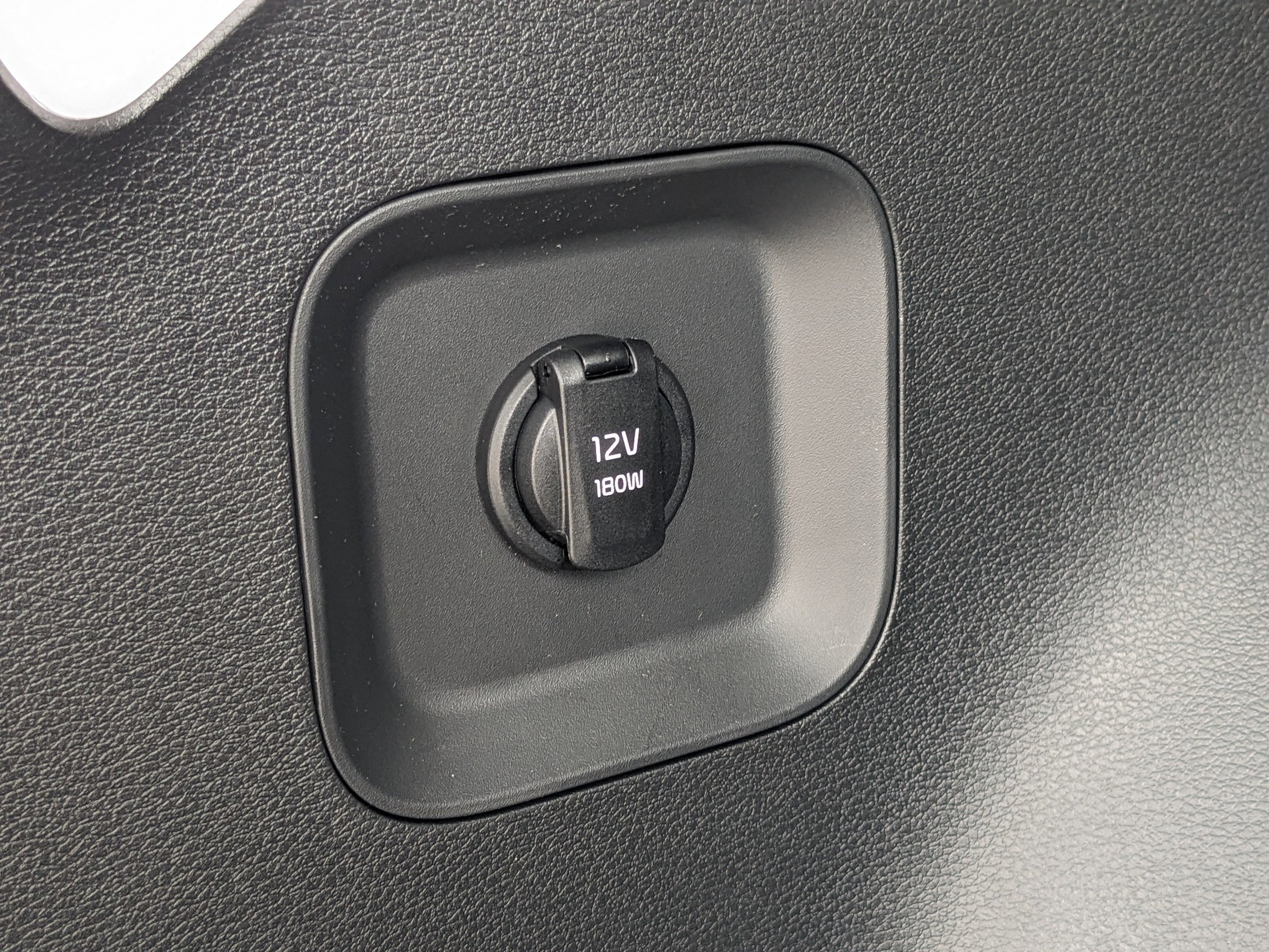 New 2026 Kia Sportage SX image 17