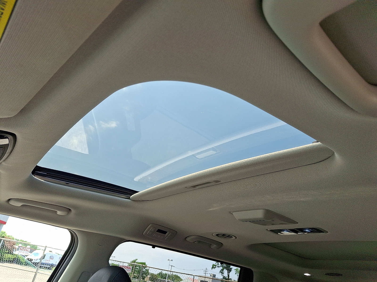 Used 2024 Kia Carnival SX Prestige FWD image 15
