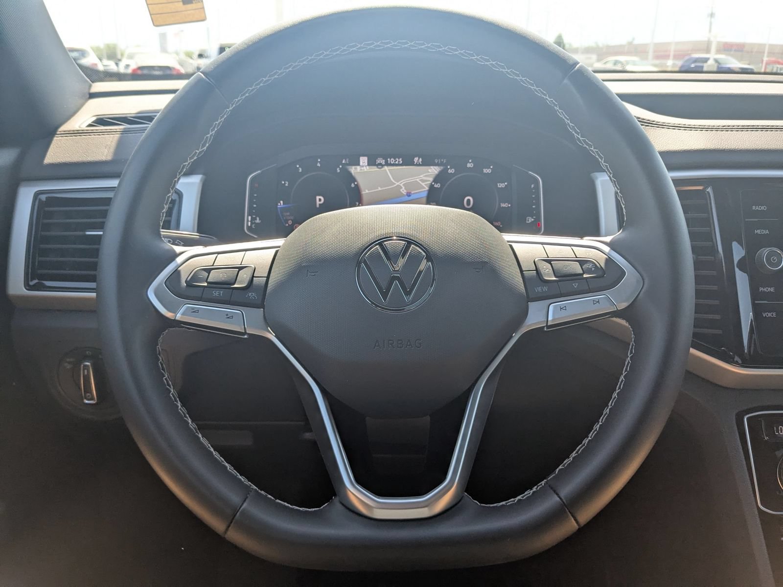 Used 2023 Volkswagen Atlas Cross Sport SEL AWD/4WD image 16