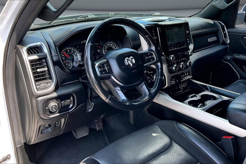 Used 2019 RAM 1500 Laramie w/ Sport Appearance Package AWD/4WD image 18