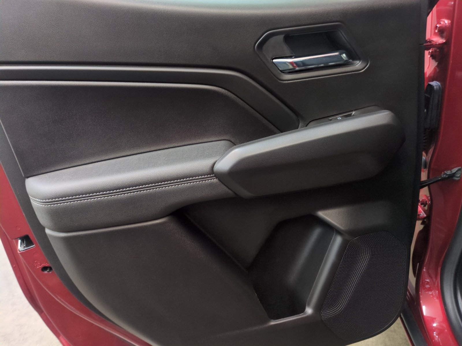 New 2026 GMC Canyon Elevation w/ Convenience Package RWD image 21