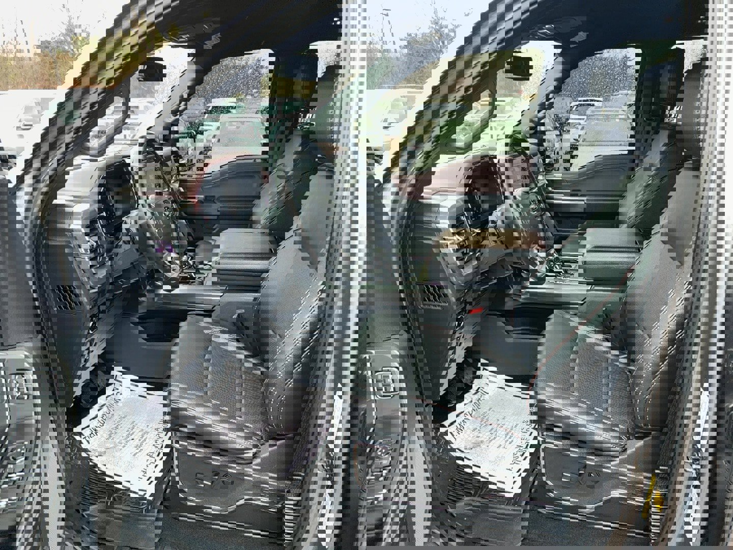 Used 2023 Ford F150 Lariat image 9