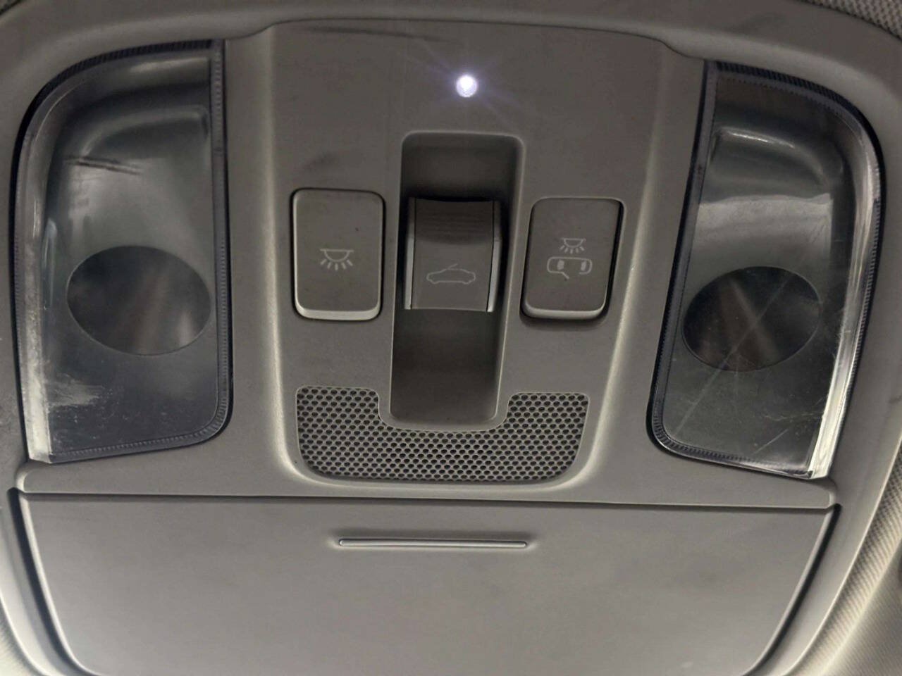 Used 2020 Kia Optima SE FWD image 26