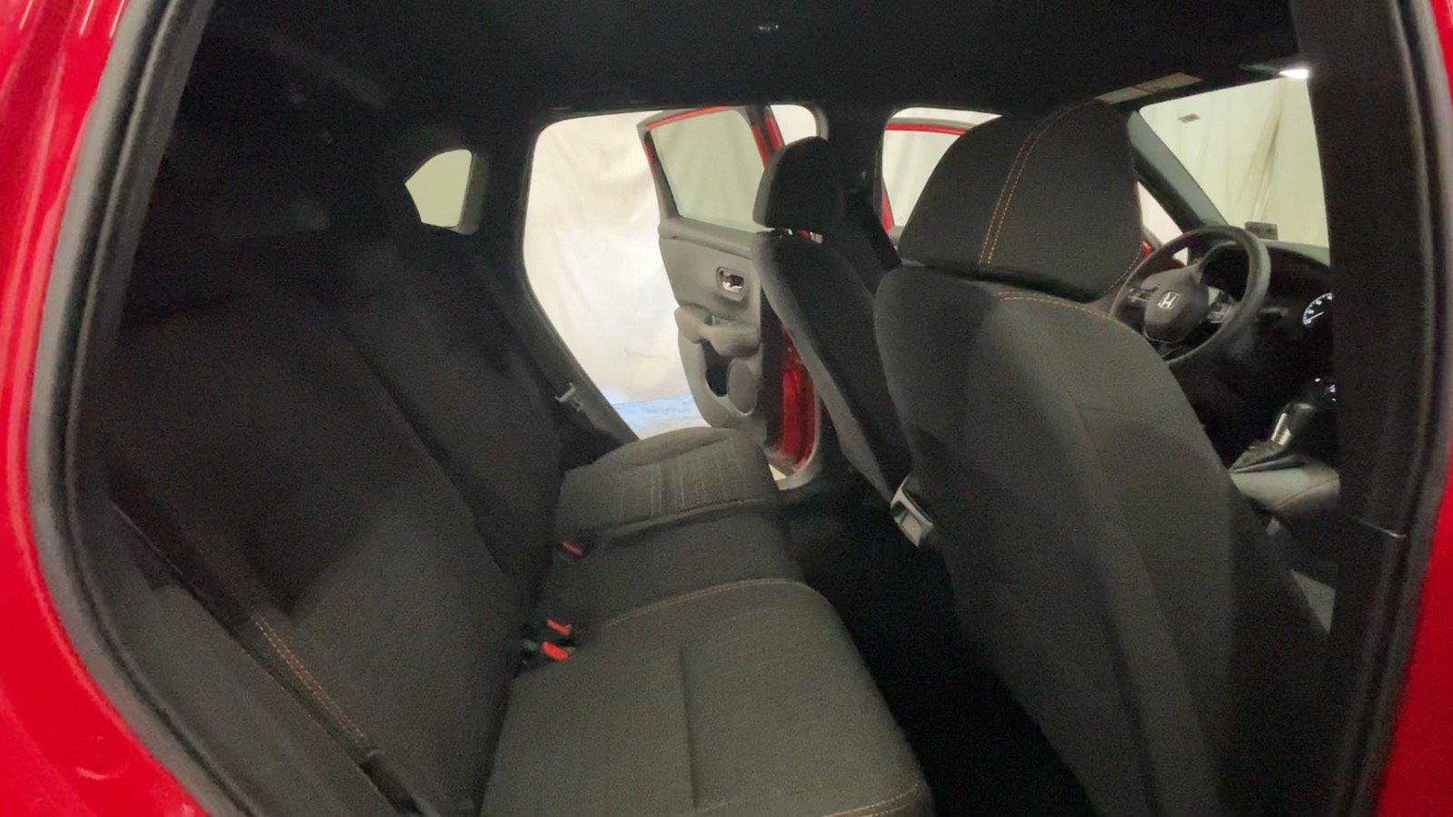 Certified 2025 Honda HR-V Sport image 28