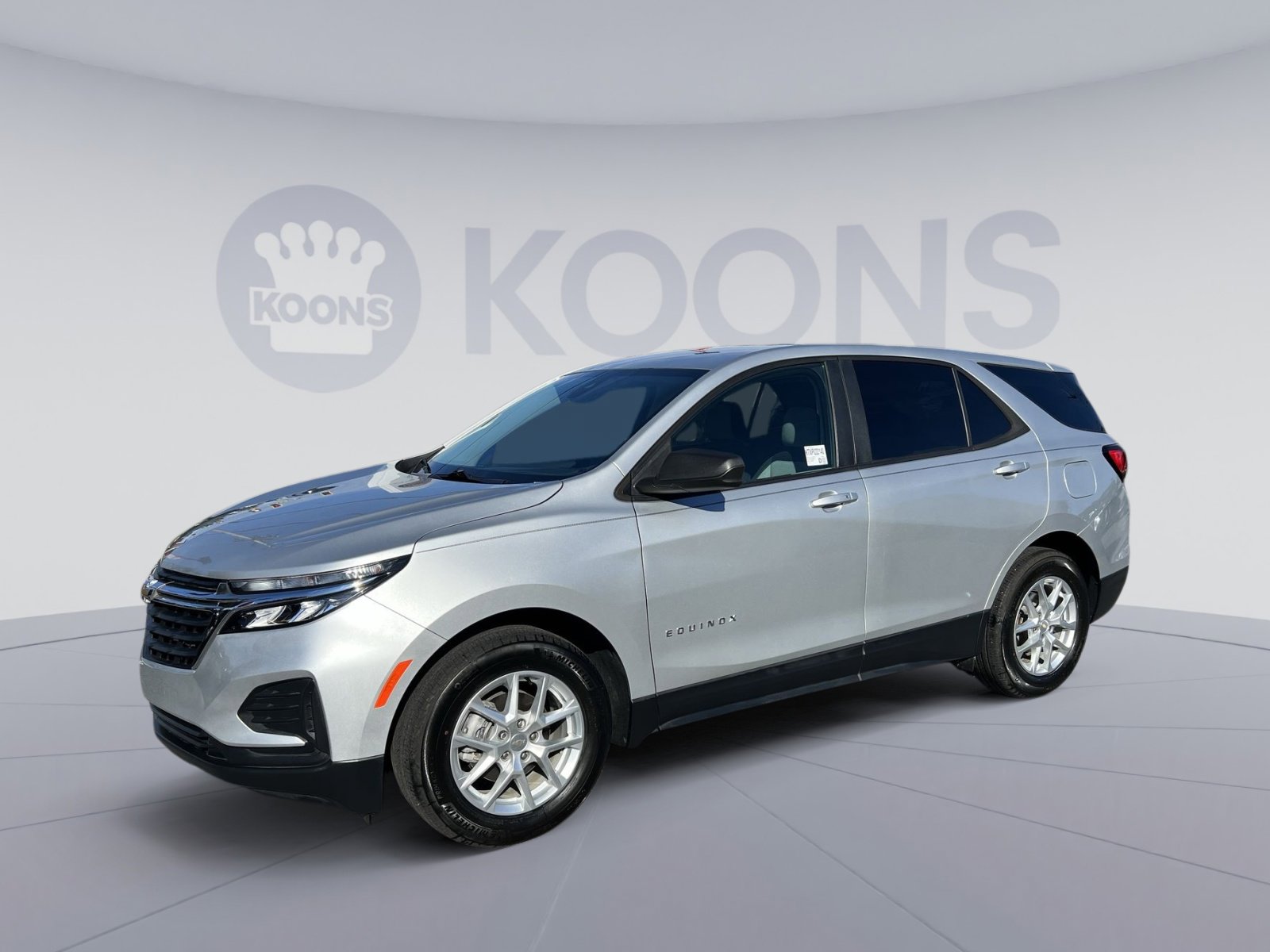 Used 2022 Chevrolet Equinox LS w/ LS Convenience Package