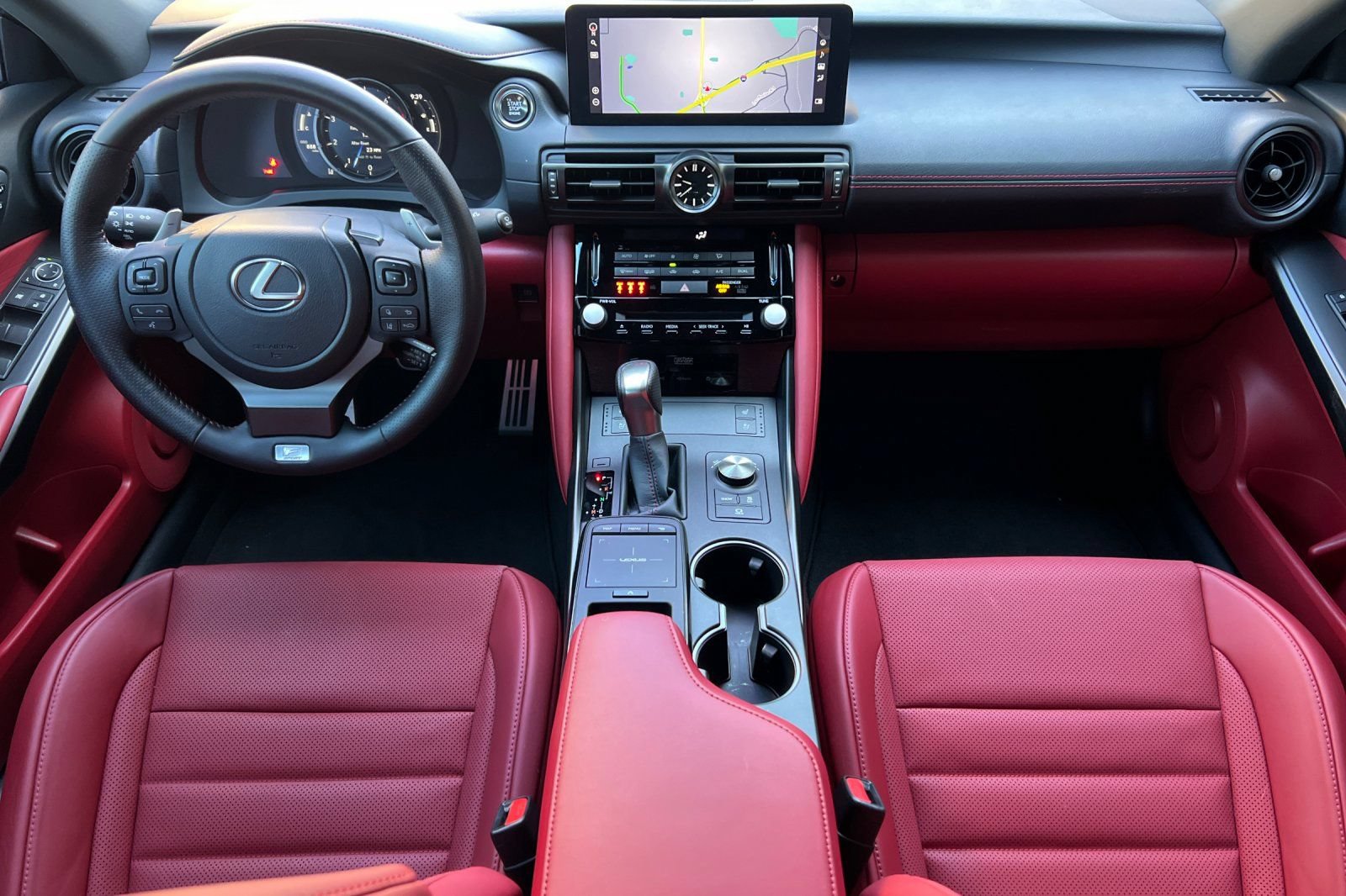 Used 2025 Lexus IS 350 F Sport RWD image 15