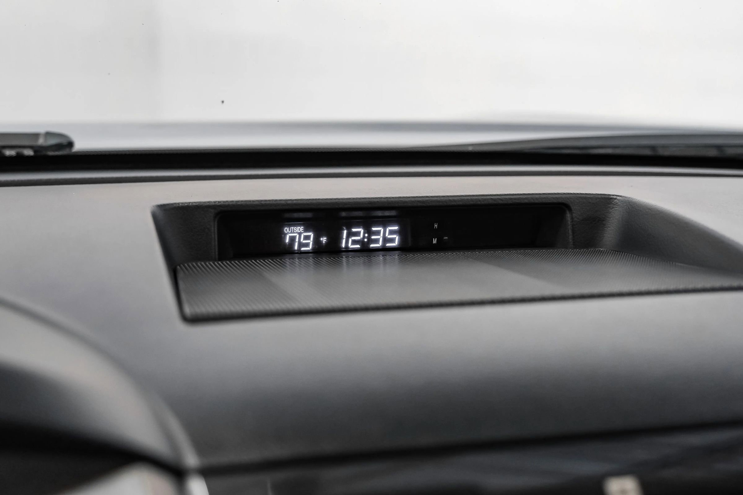 Used 2013 Toyota Sequoia Limited RWD image 22