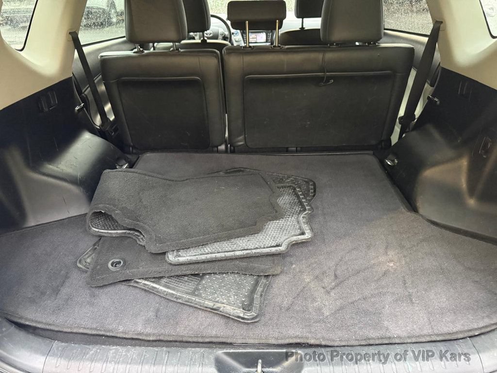 Used 2015 Toyota Prius V Five FWD image 19