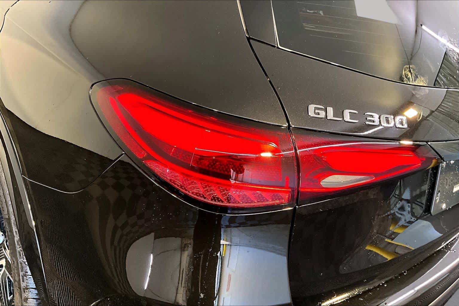 New 2026 Mercedes-Benz GLC 300 4MATIC image 5