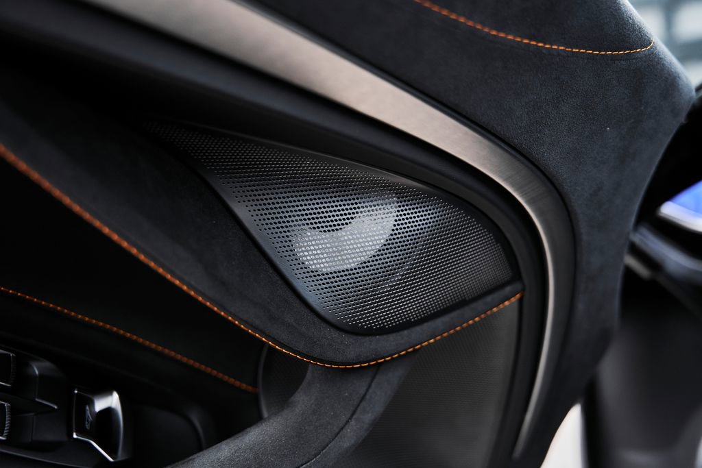 Used 2024 McLaren 750S image 33