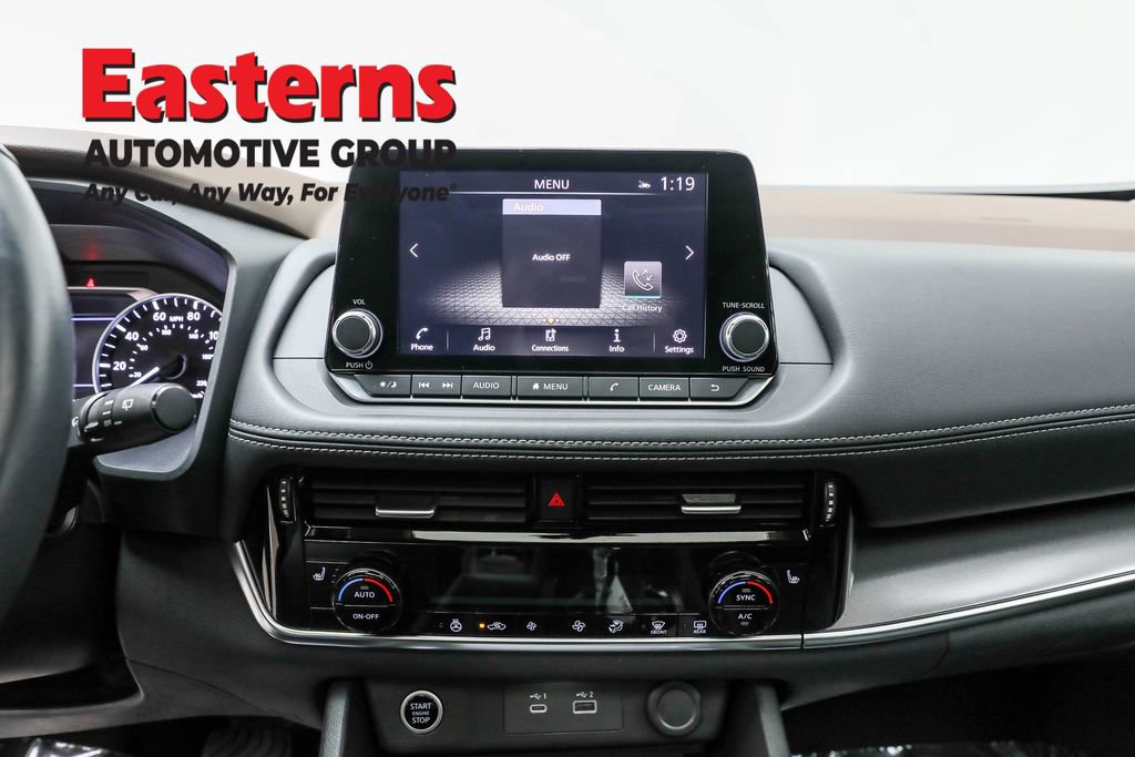 Used 2021 Nissan Rogue SV w/ Premium Package image 15