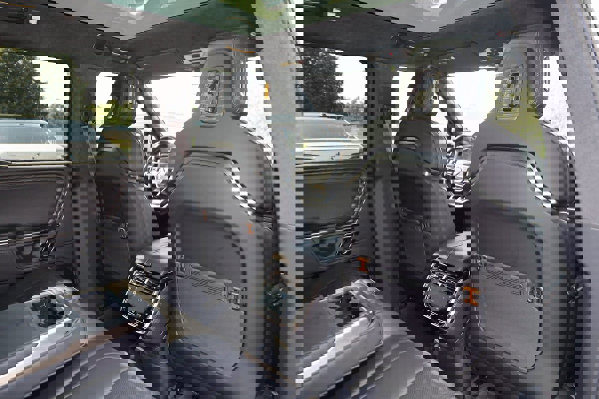 Used 2022 Rivian R1T Adventure image 16