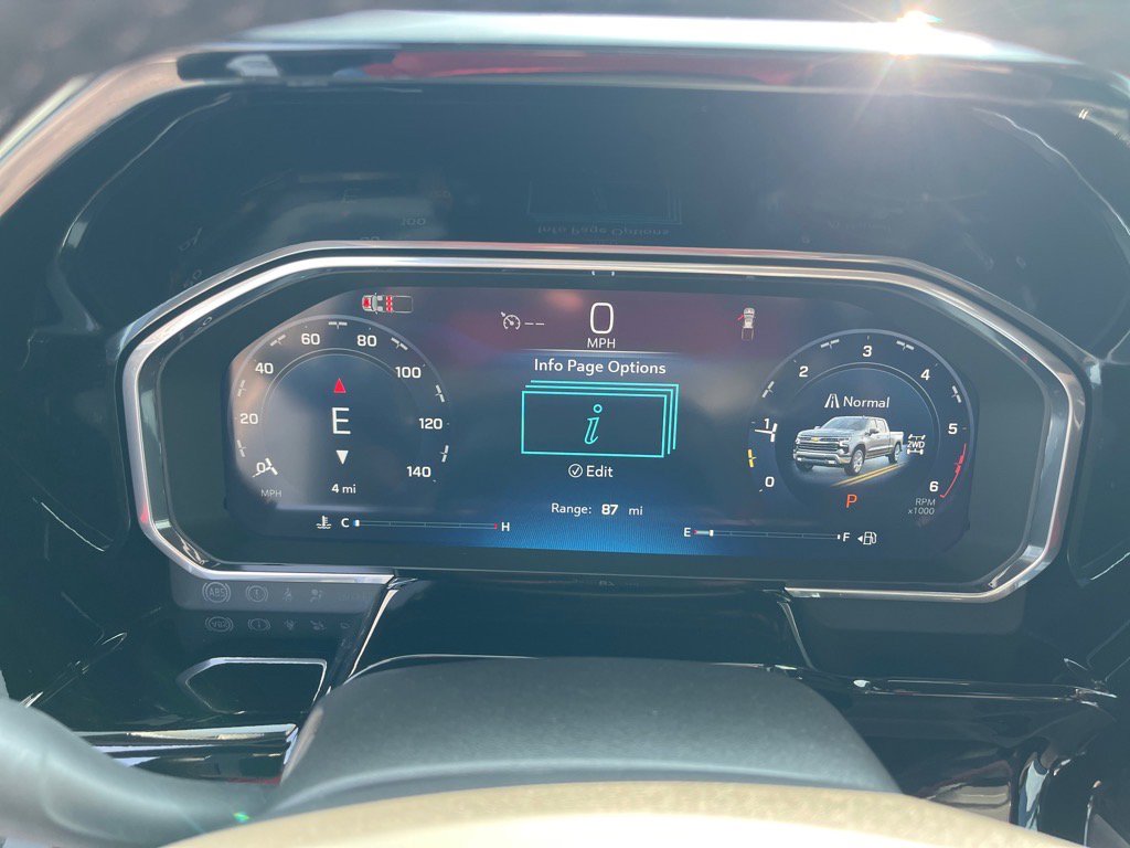 New 2026 Chevrolet Silverado 1500 LT w/ Leather Package image 4