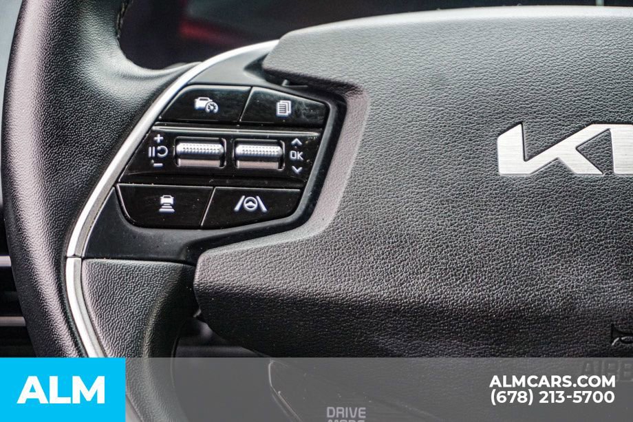 Used 2023 Kia EV6 Wind image 29