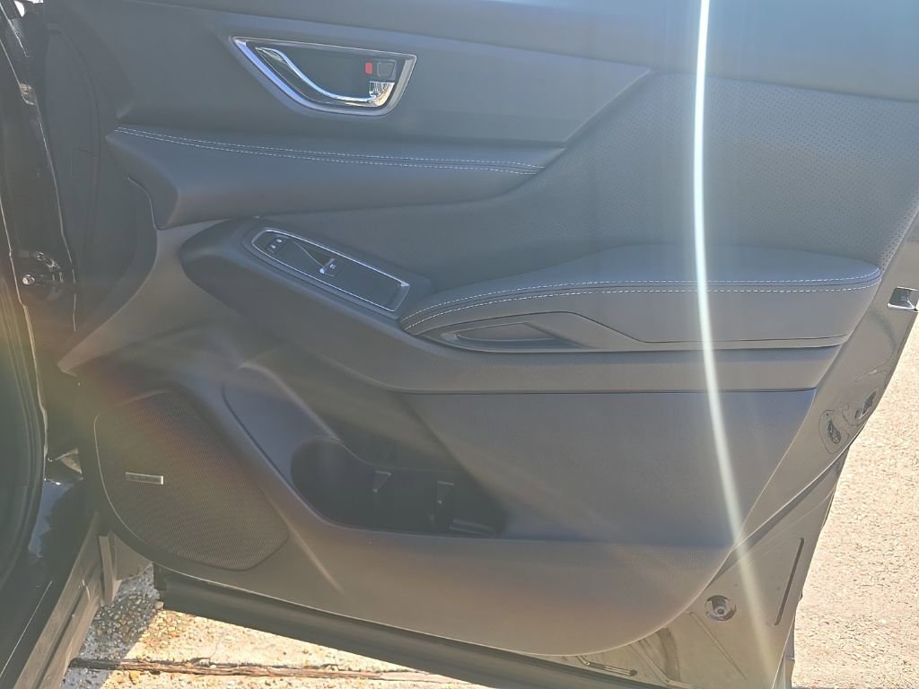Certified 2025 Subaru Ascent Limited image 39