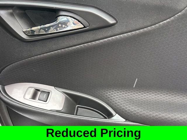 Used 2024 Chevrolet Malibu LS w/ Driver Confidence Package FWD image 33