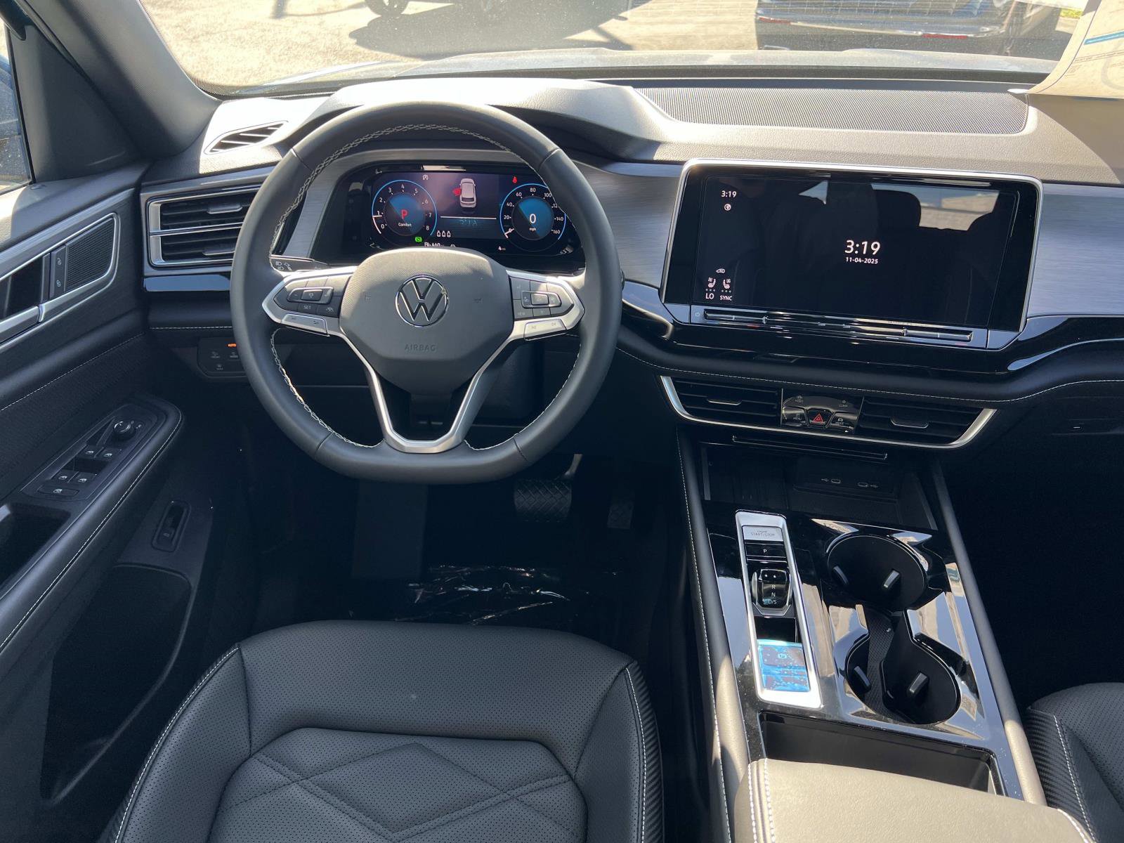 New 2026 Volkswagen Atlas Cross Sport SE image 5