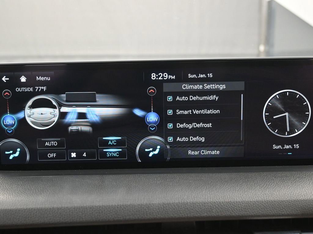 Used 2023 Genesis GV70 2.5T image 13