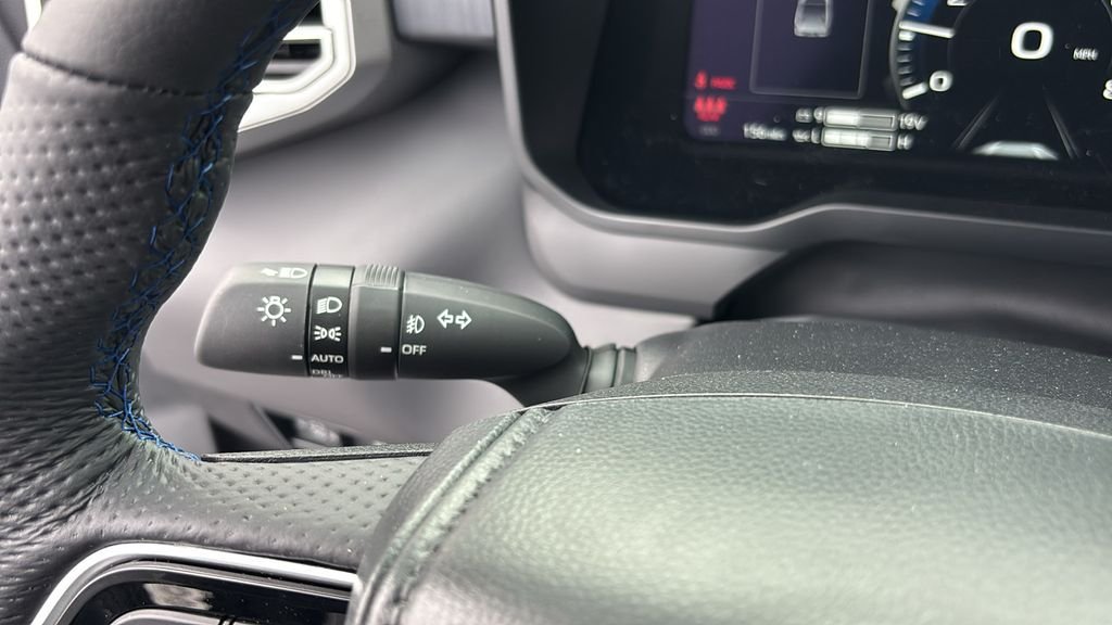 New 2025 Toyota Tundra Platinum AWD/4WD image 29