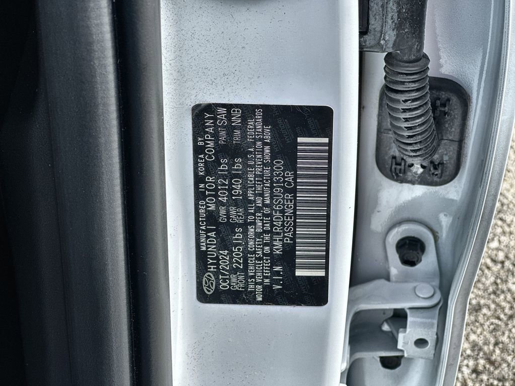 Used 2025 Hyundai Elantra N Line image 34