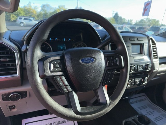 Used 2016 Ford F150 XLT image 11