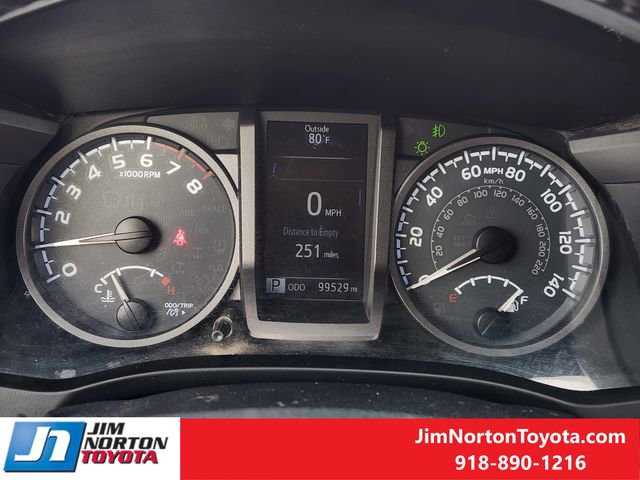 Used 2018 Toyota Tacoma TRD Off-Road image 18