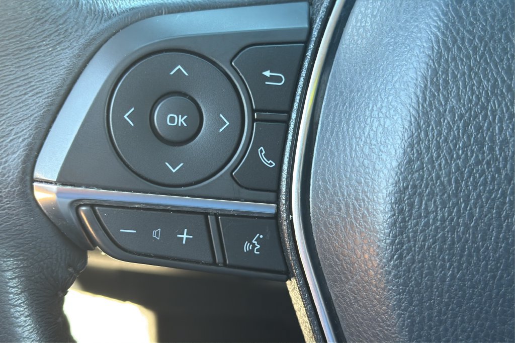 Certified 2019 Toyota Avalon XLE w/ Moonroof Package FWD image 20