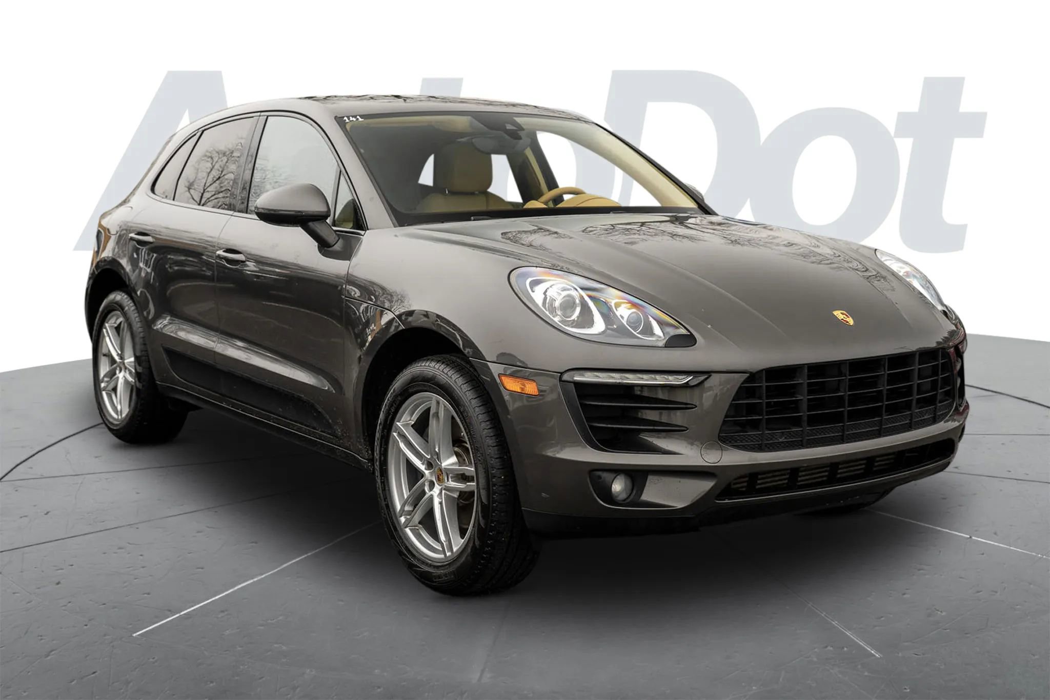 Used 2017 Porsche Macan Sport Edition image 4