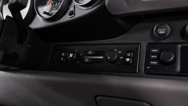 Used 1998 Porsche 911 Carrera S image 16